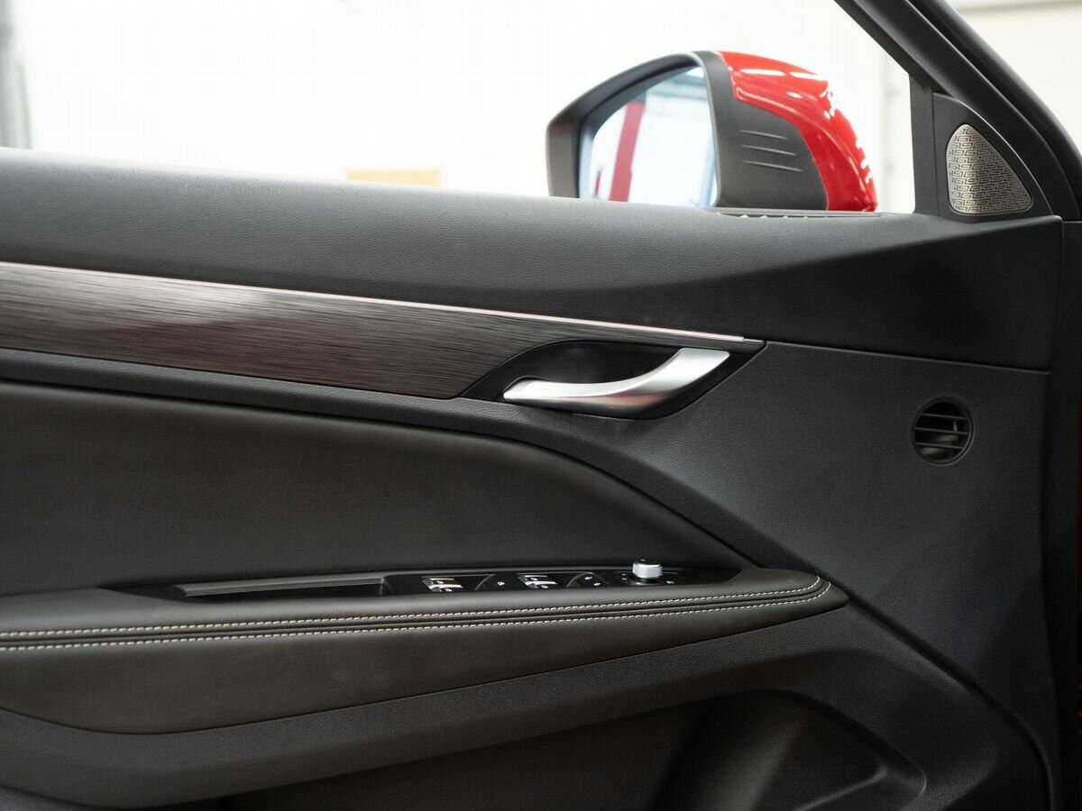 Купить Geely Tugella с пробегом. Фото: #17