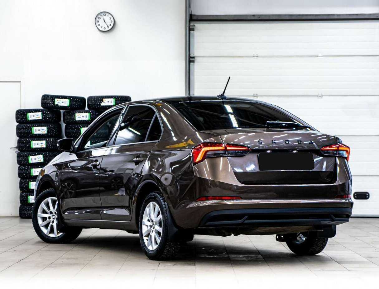 Купить Skoda Rapid с пробегом. Фото: #3