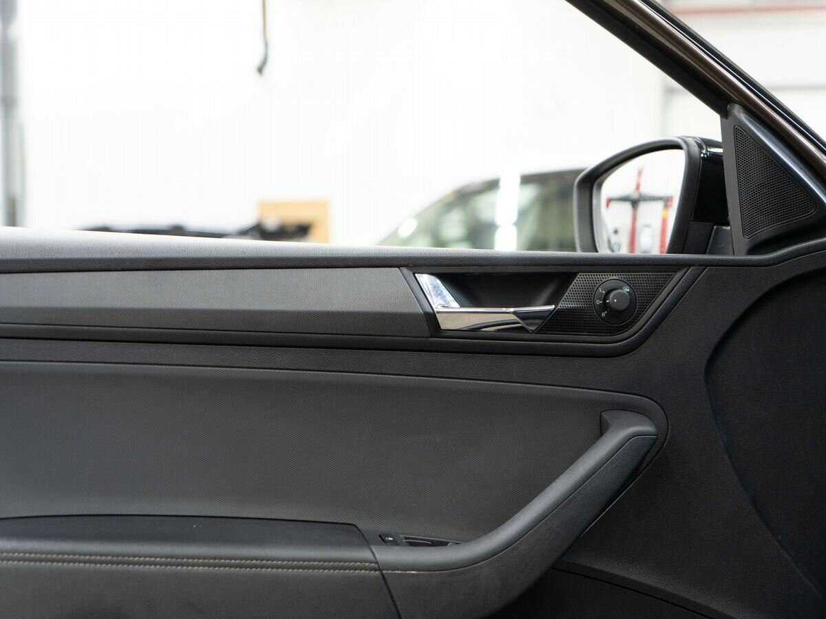 Купить Skoda Rapid с пробегом. Фото: #14