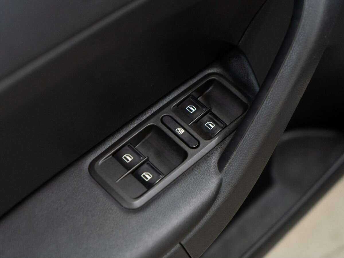 Купить Skoda Yeti с пробегом. Фото: #13