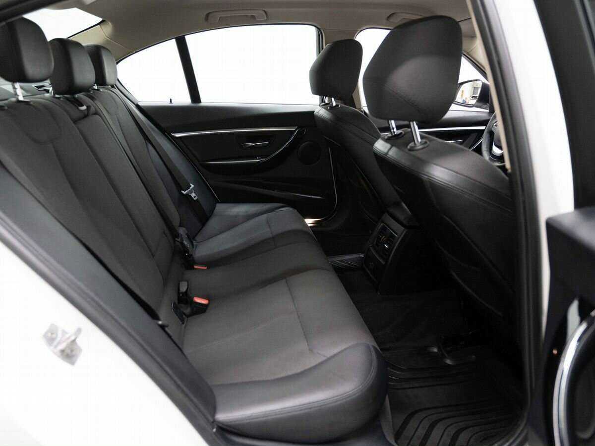 Купить BMW 3 серии с пробегом. Фото: #9