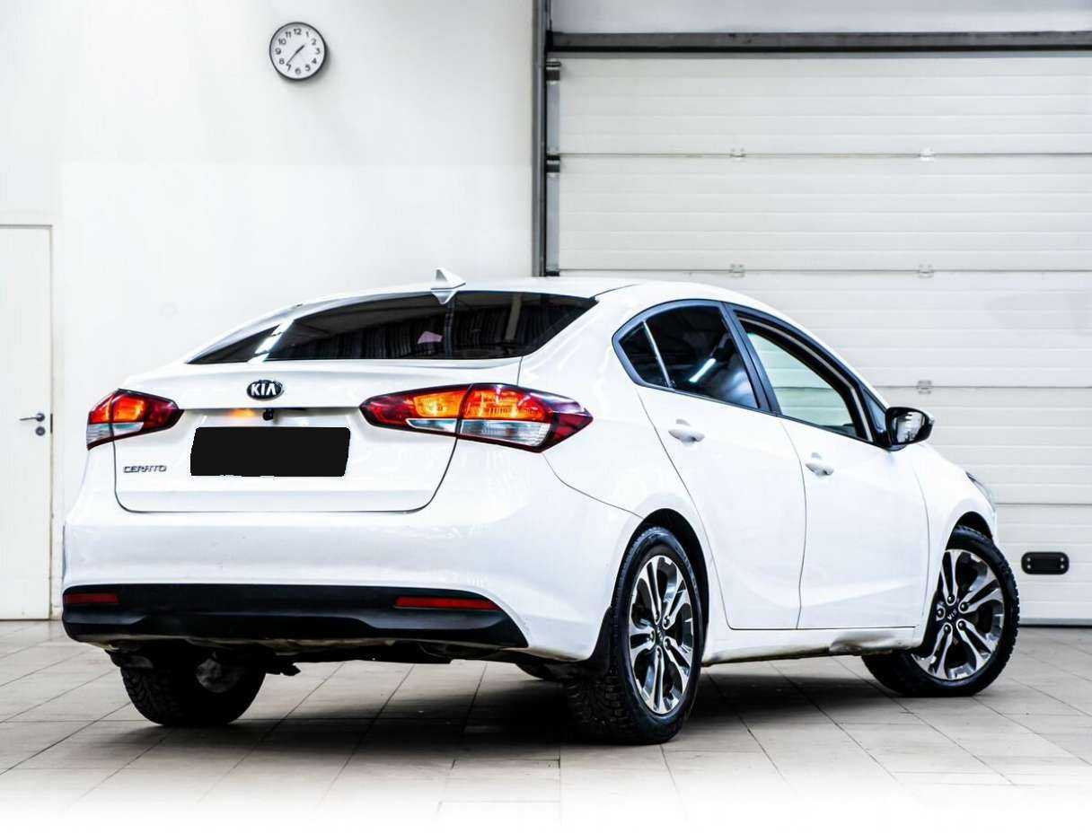 Купить Kia Cerato с пробегом. Фото: #2