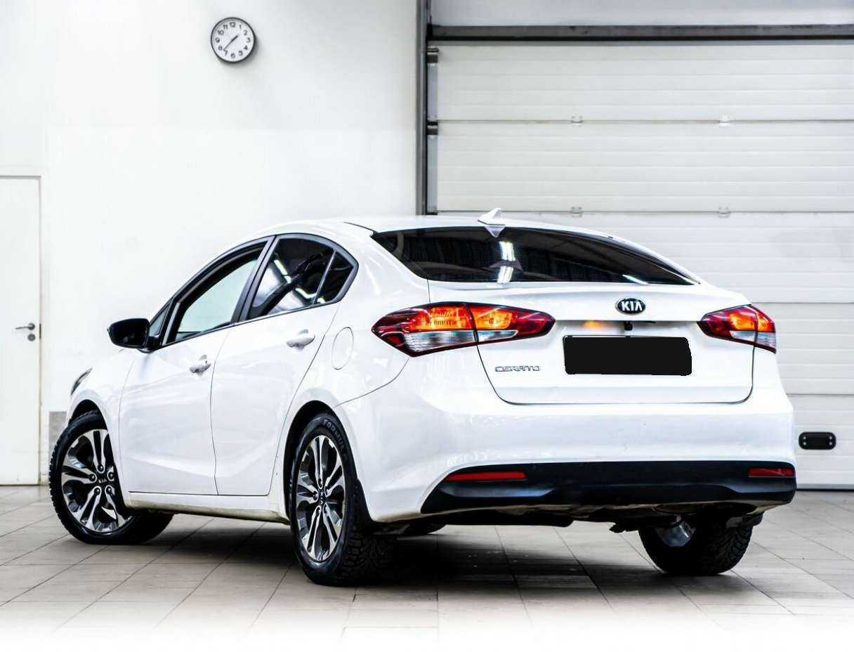 Купить Kia Cerato с пробегом. Фото: #3