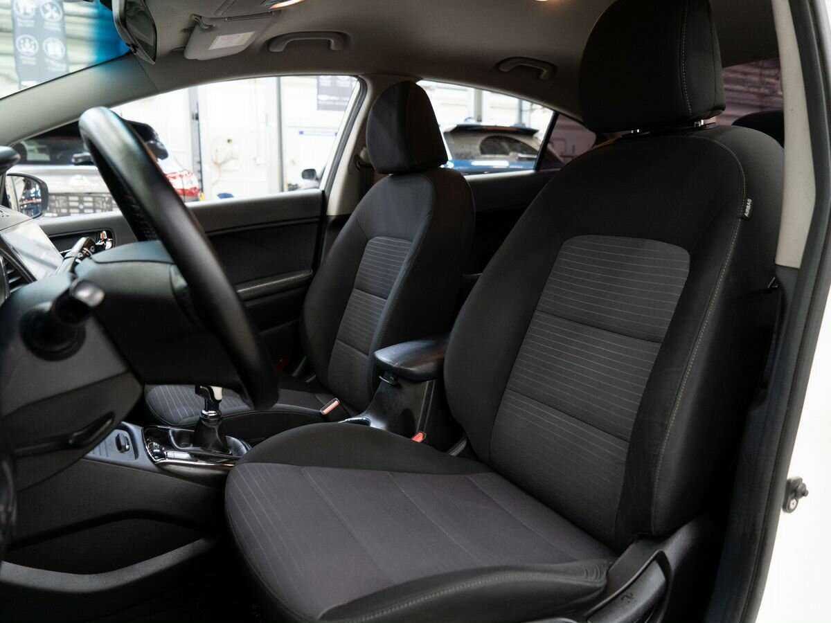 Купить Kia Cerato с пробегом. Фото: #5