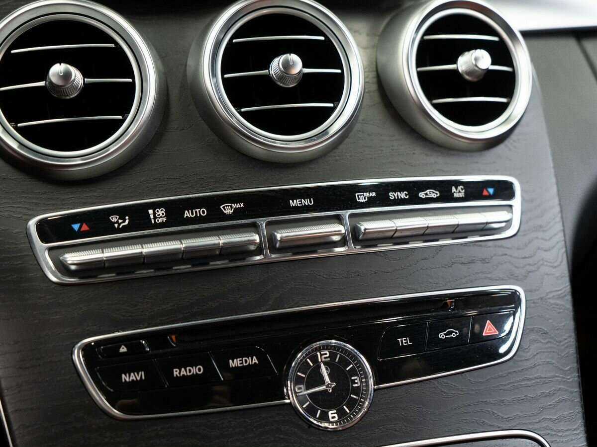 Купить Mercedes-Benz C-Класс с пробегом. Фото: #10