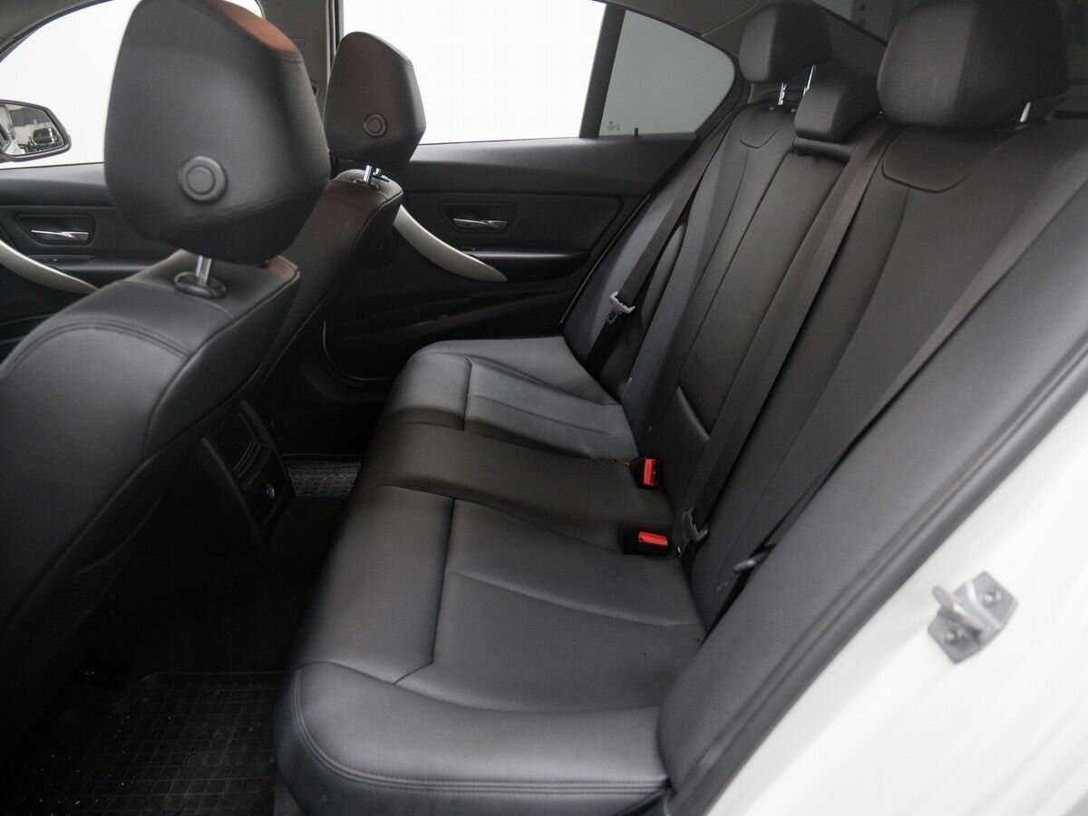 Купить BMW 3 серии с пробегом. Фото: #11