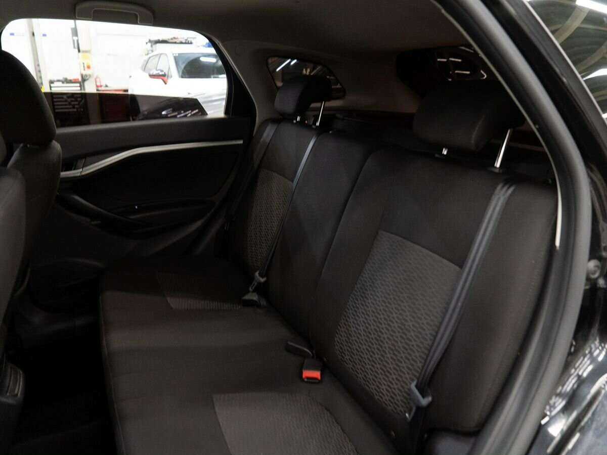 Купить Lada (ВАЗ) Vesta с пробегом. Фото: #6