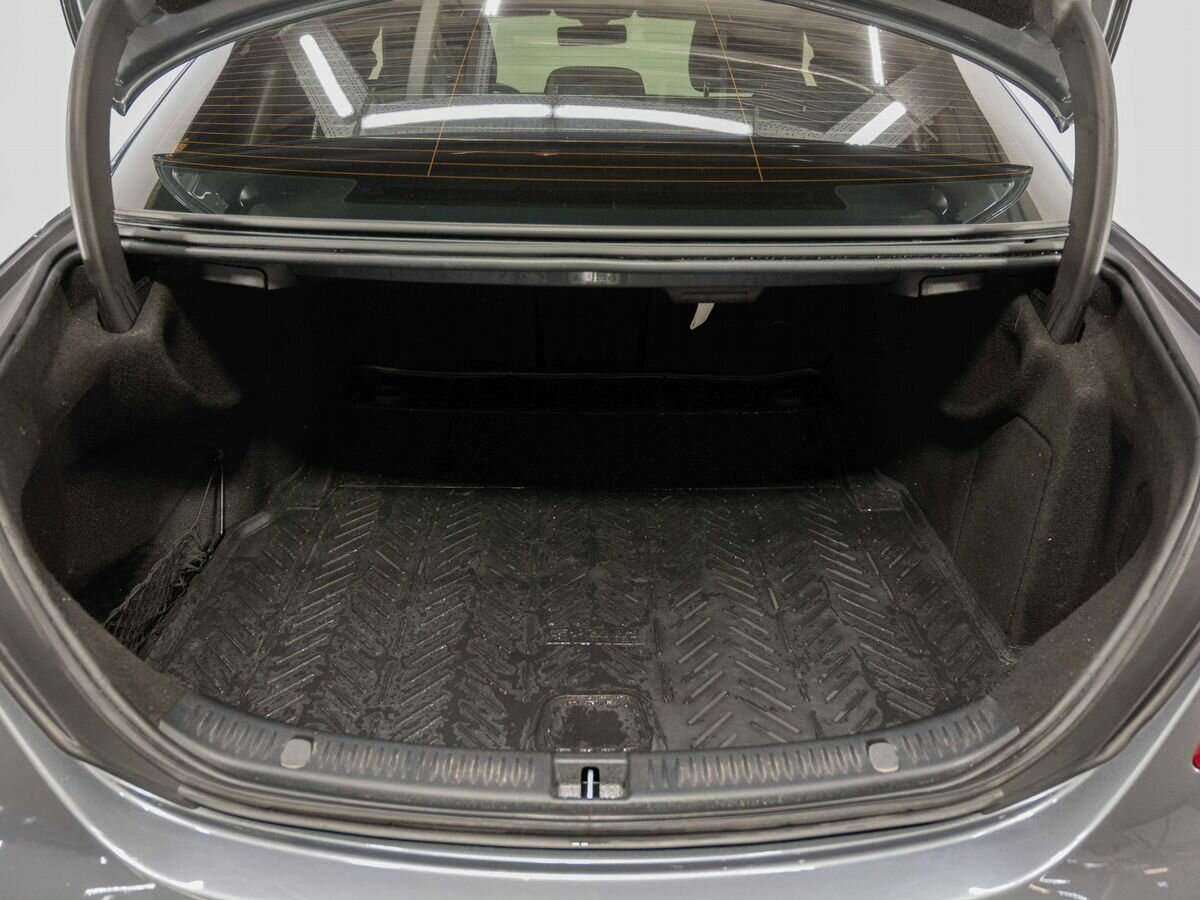 Купить Mercedes-Benz E-Класс с пробегом. Фото: #27