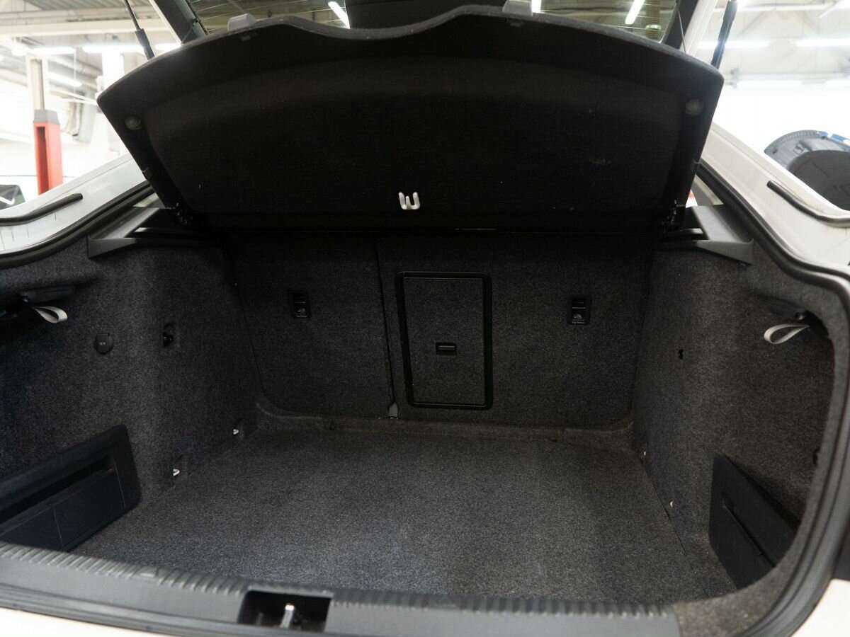 Купить Skoda Octavia с пробегом. Фото: #5