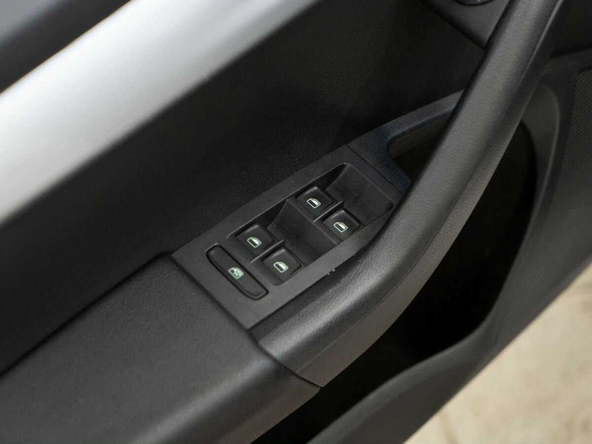 Купить Skoda Octavia с пробегом. Фото: #12