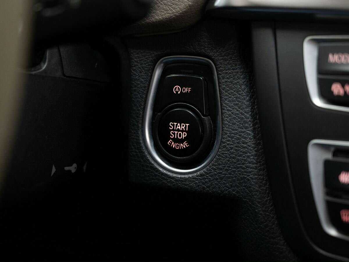 Купить BMW 3 серии с пробегом. Фото: #17