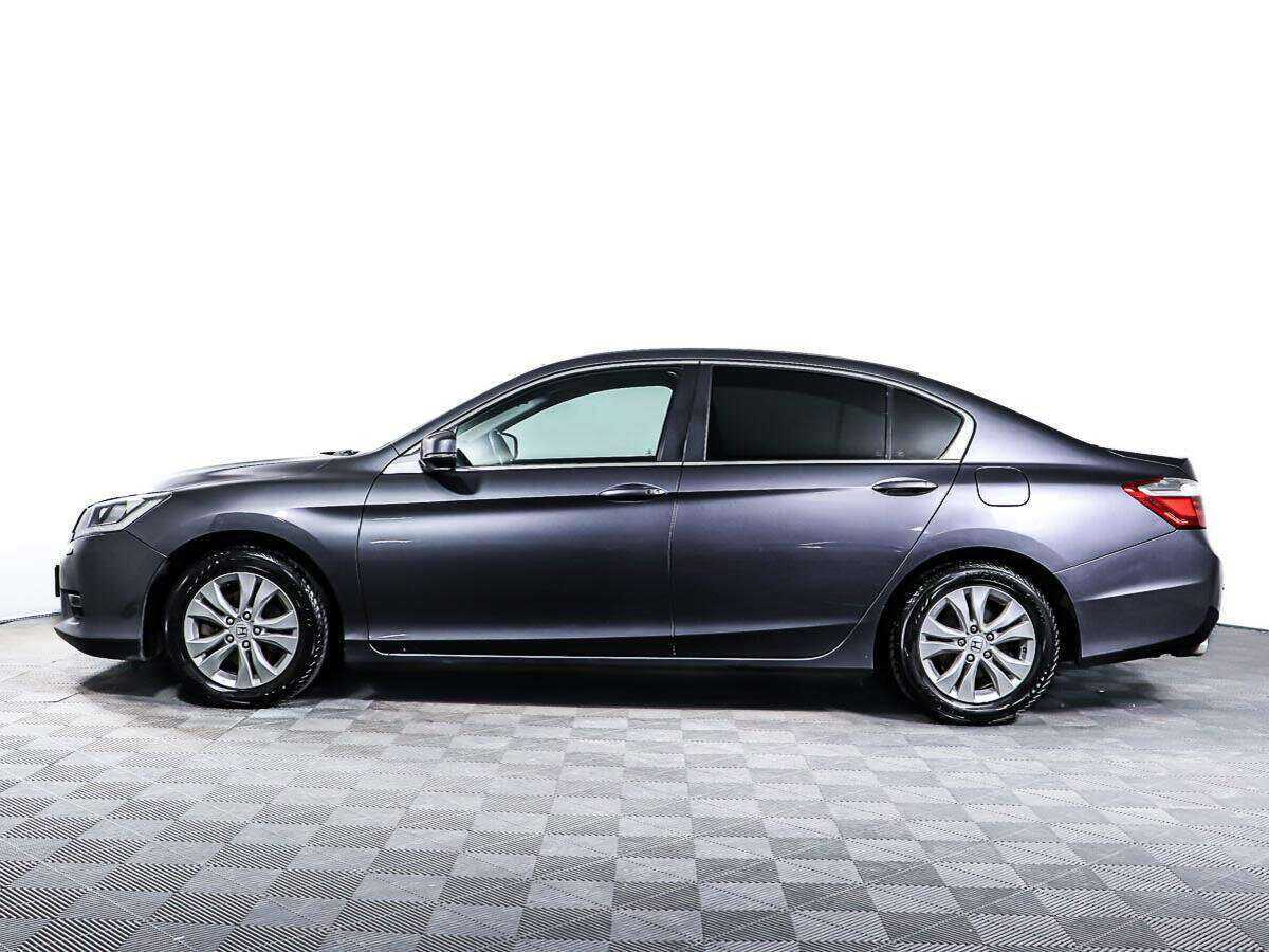 Купить Honda Accord с пробегом. Фото: #4