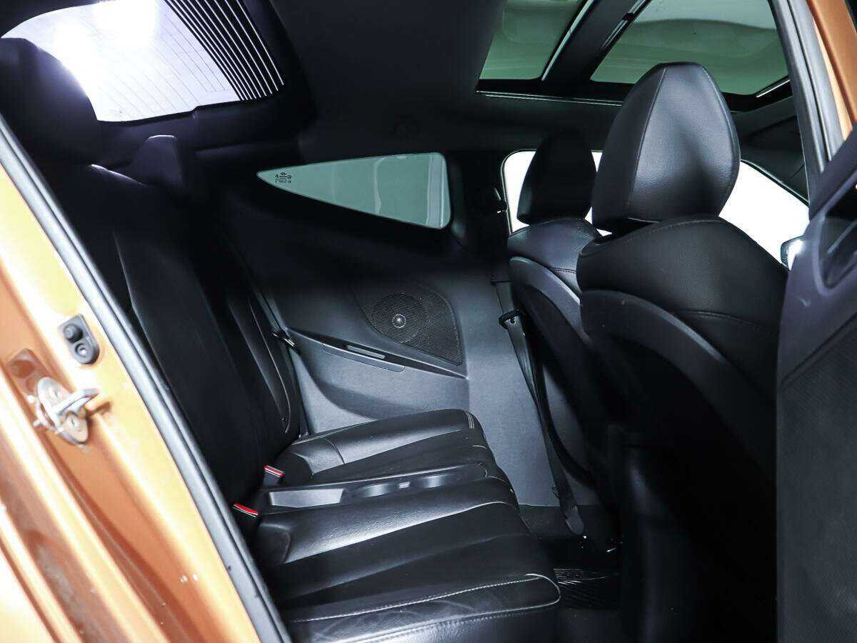 Купить Hyundai Veloster с пробегом. Фото: #3