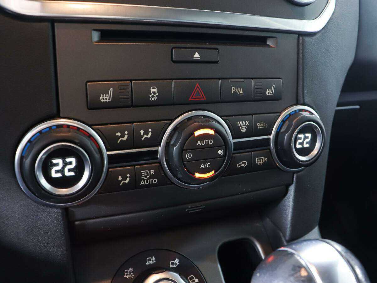 Купить Land Rover Discovery с пробегом. Фото: #22