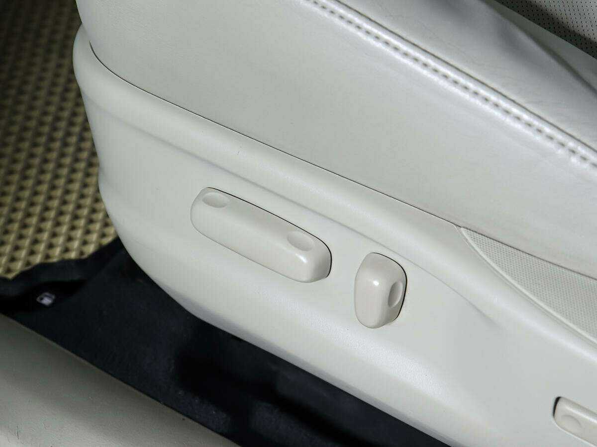 Купить Toyota Venza с пробегом. Фото: #16