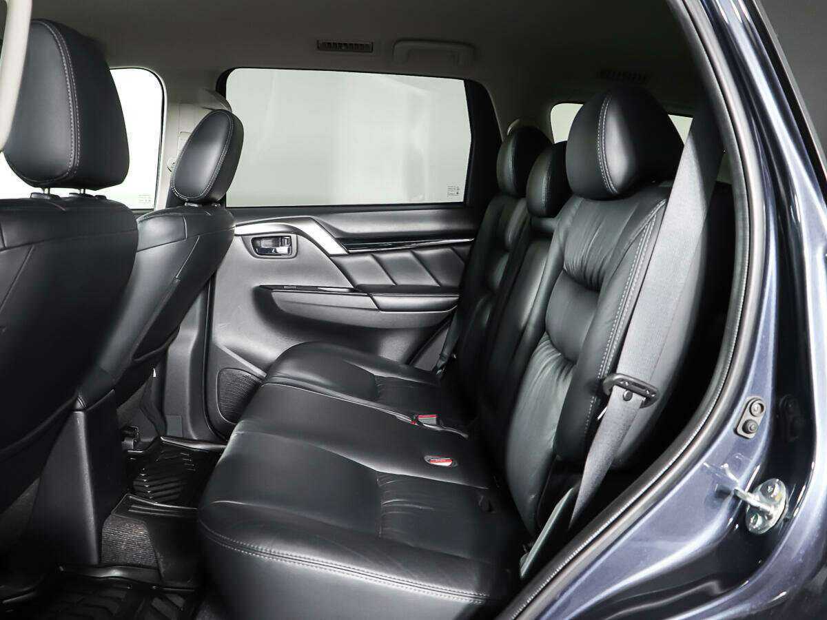 Купить Mitsubishi Pajero Sport с пробегом. Фото: #9