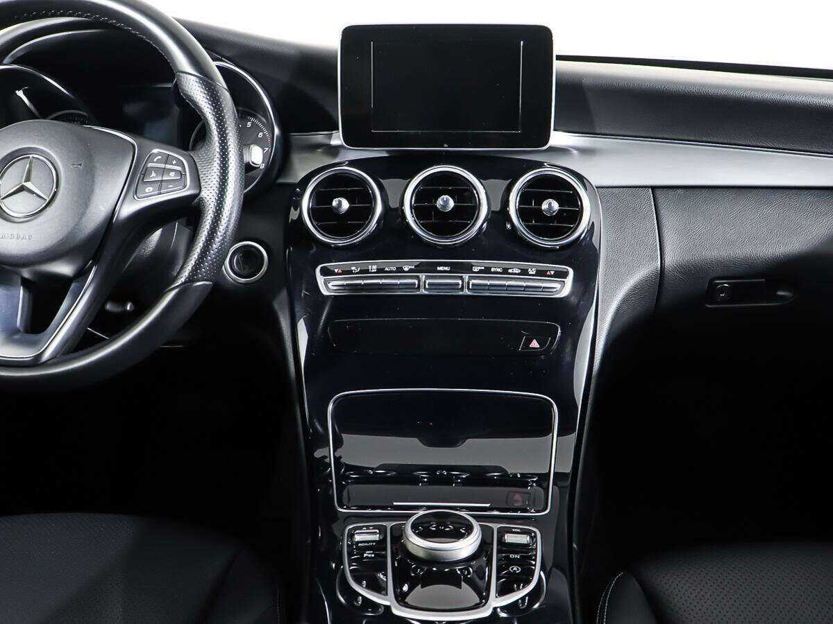 Купить Mercedes-Benz C-Класс с пробегом. Фото: #11