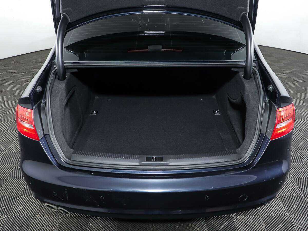 Купить Audi A4 с пробегом. Фото: #9