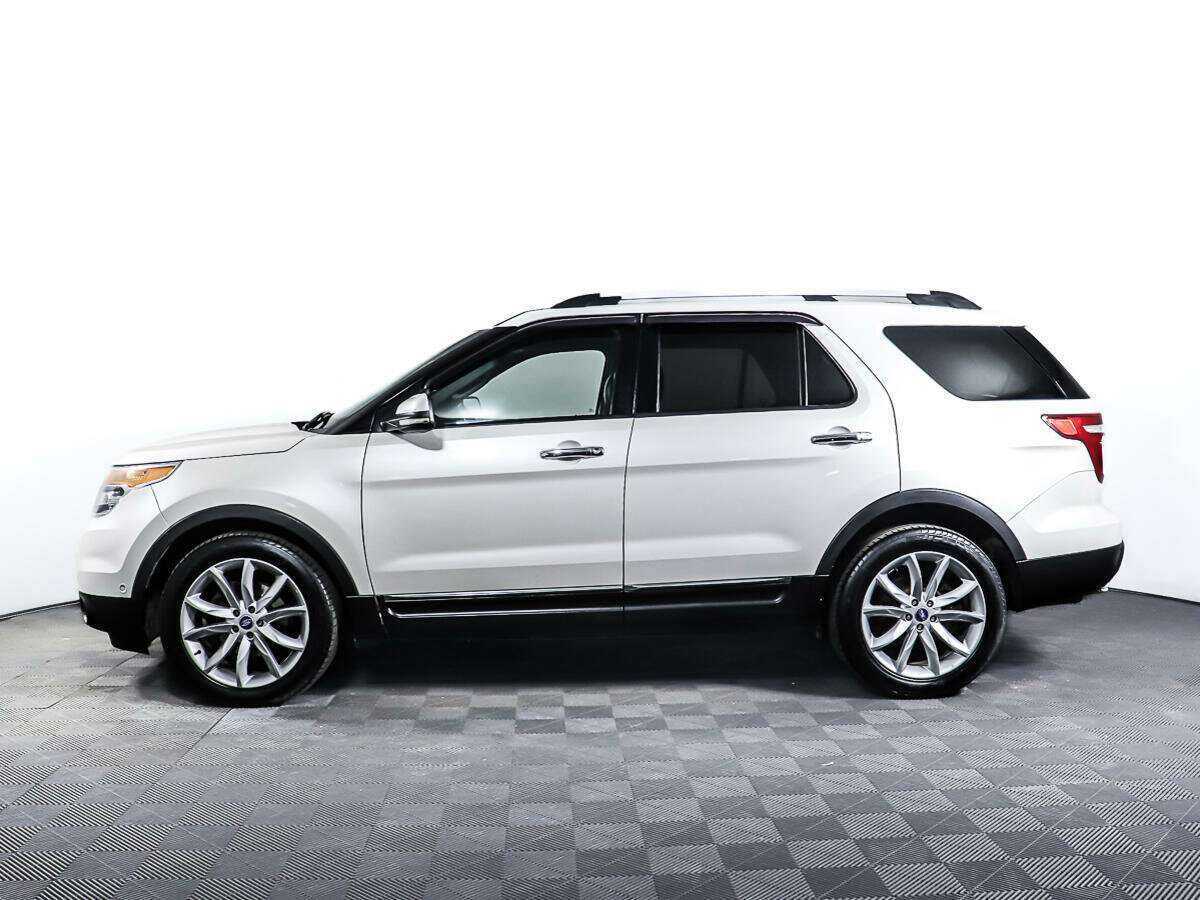 Купить Ford Explorer с пробегом. Фото: #7