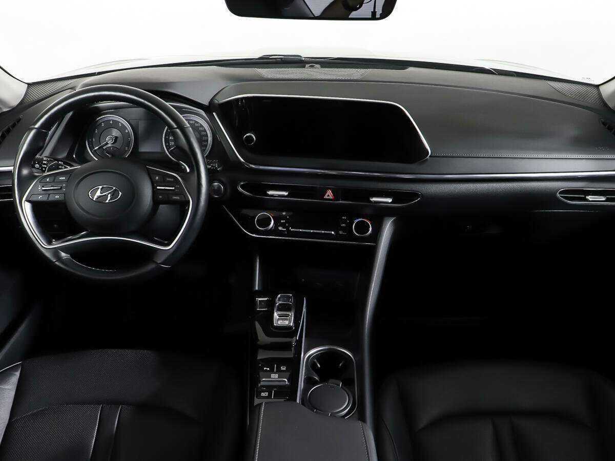 Купить Hyundai Sonata с пробегом. Фото: #10