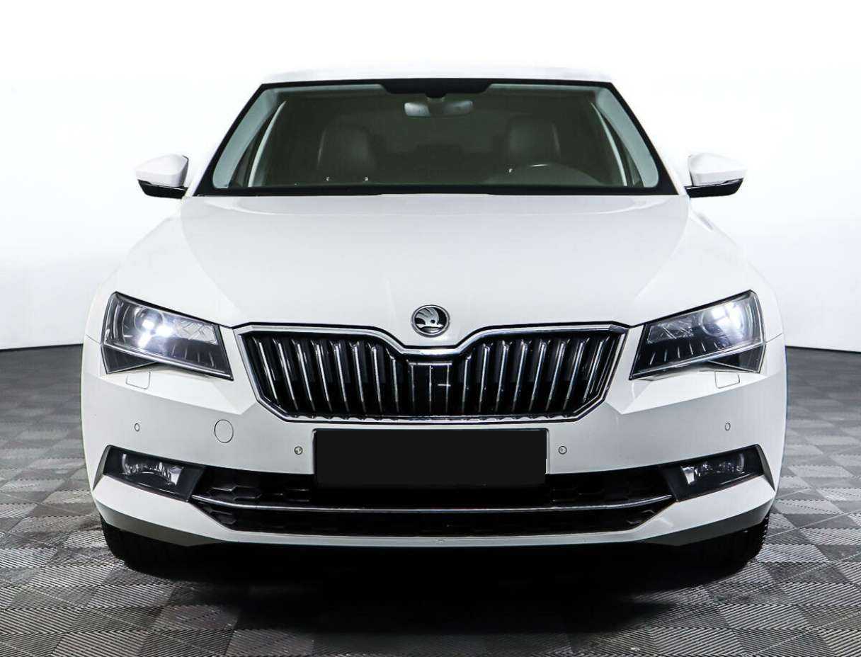 Купить Skoda Superb с пробегом. Фото: #1