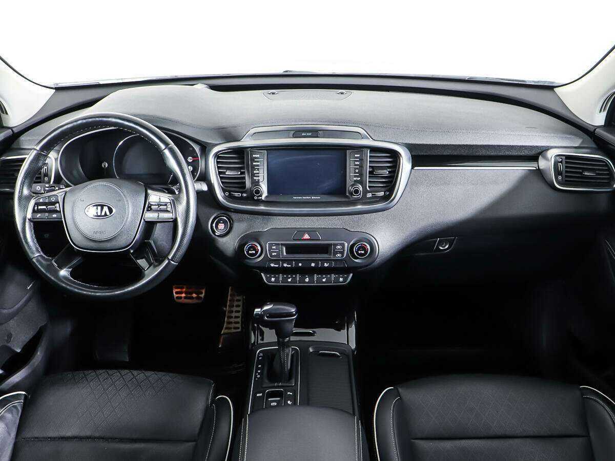 Купить Kia Sorento с пробегом. Фото: #10