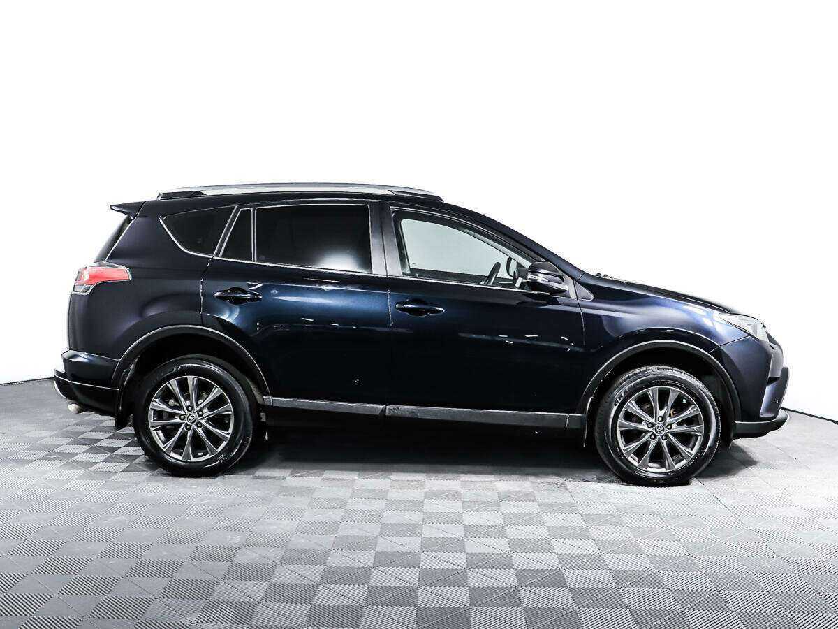 Купить Toyota RAV4 с пробегом. Фото: #3