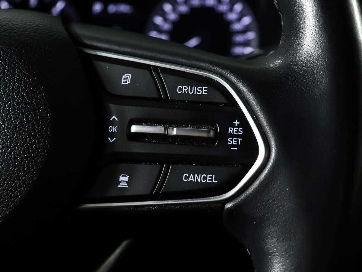 Купить Hyundai Santa Fe с пробегом. Фото: #15