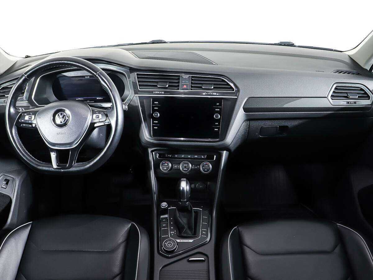 Купить Volkswagen Tiguan с пробегом. Фото: #10