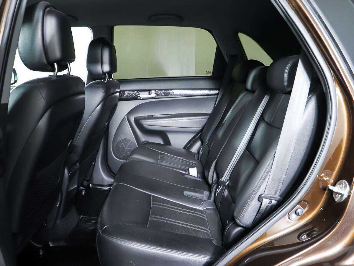 Купить Kia Sorento с пробегом. Фото: #9