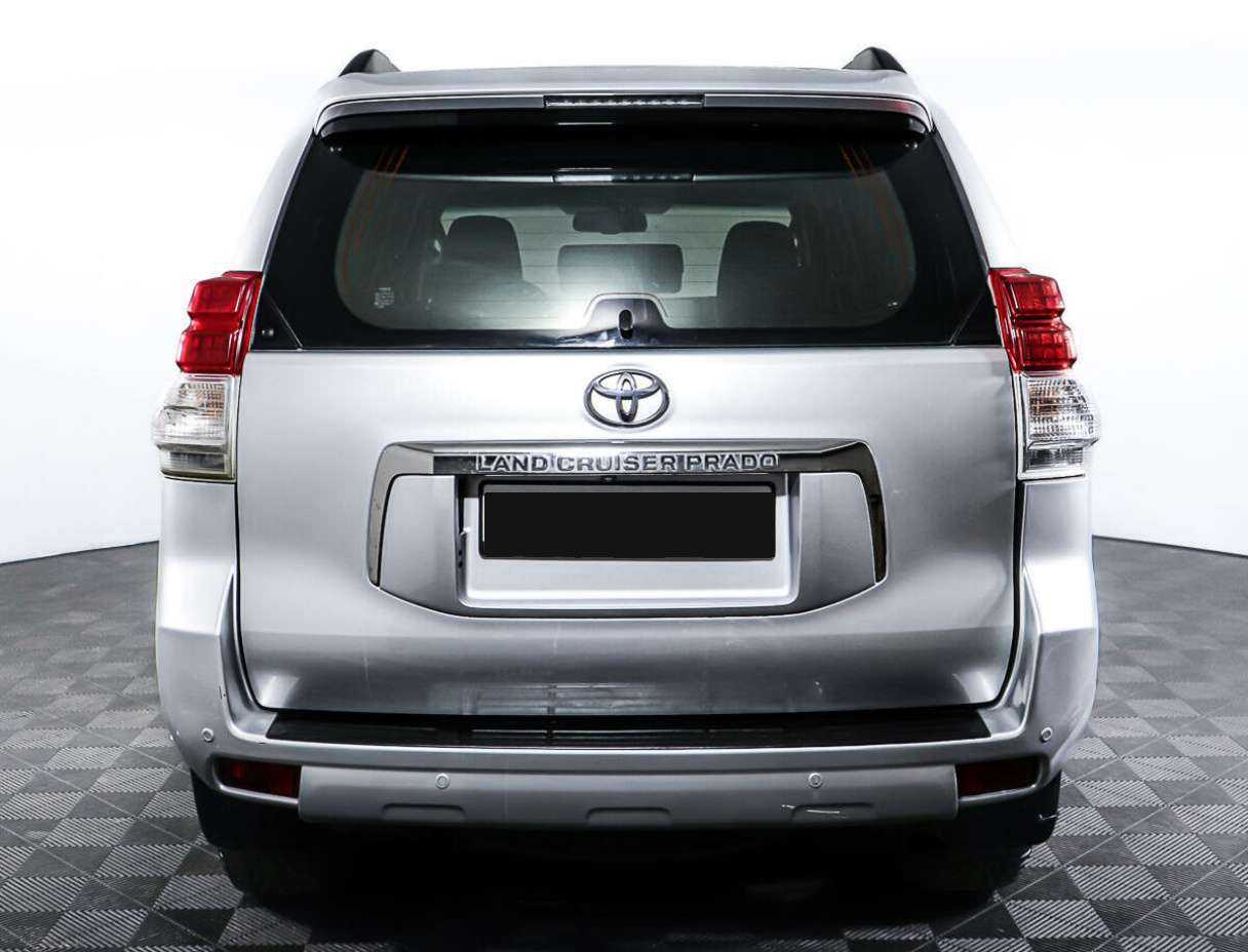 Купить Toyota Land Cruiser Prado с пробегом. Фото: #5