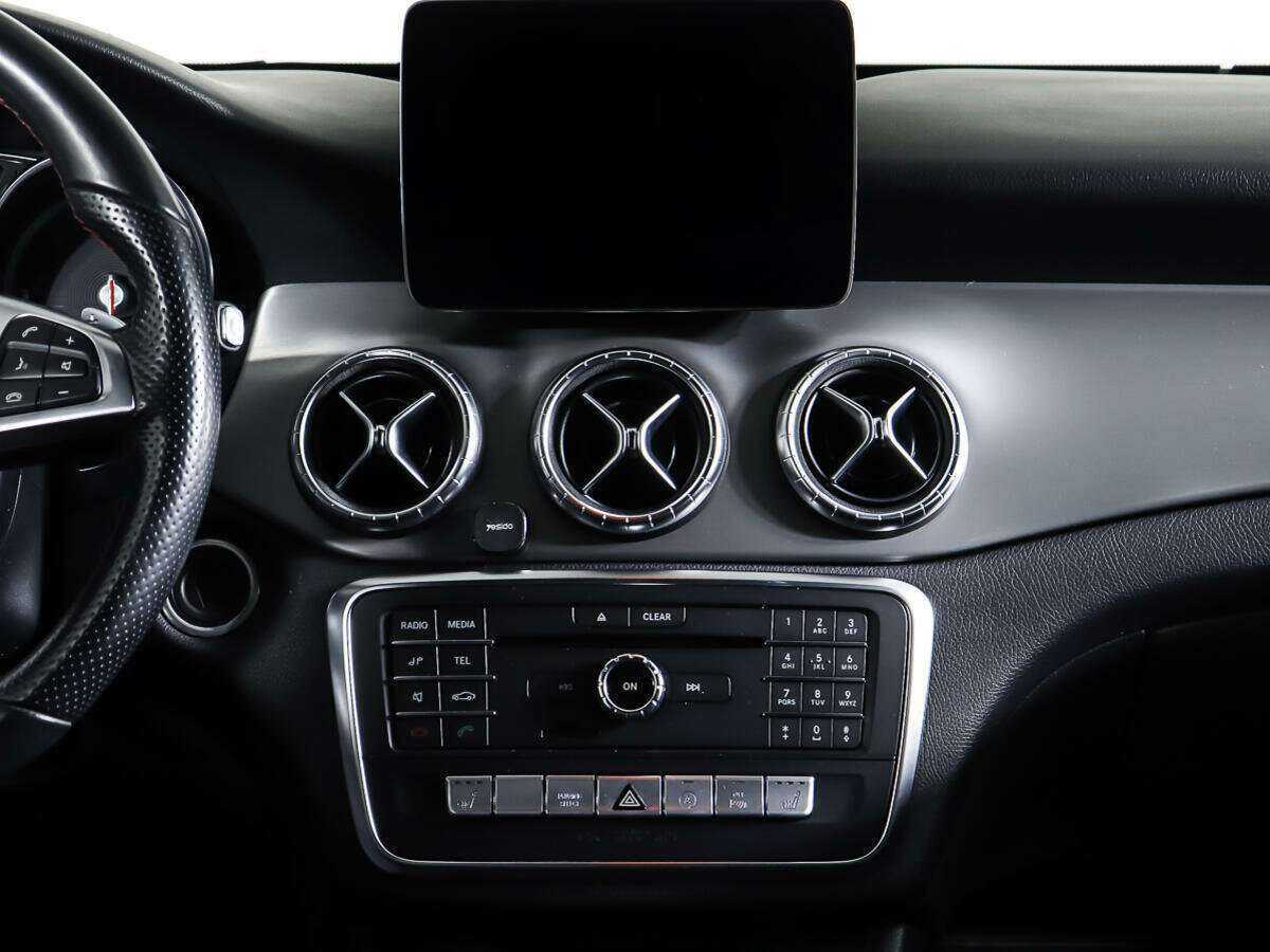 Купить Mercedes-Benz CLA с пробегом. Фото: #11
