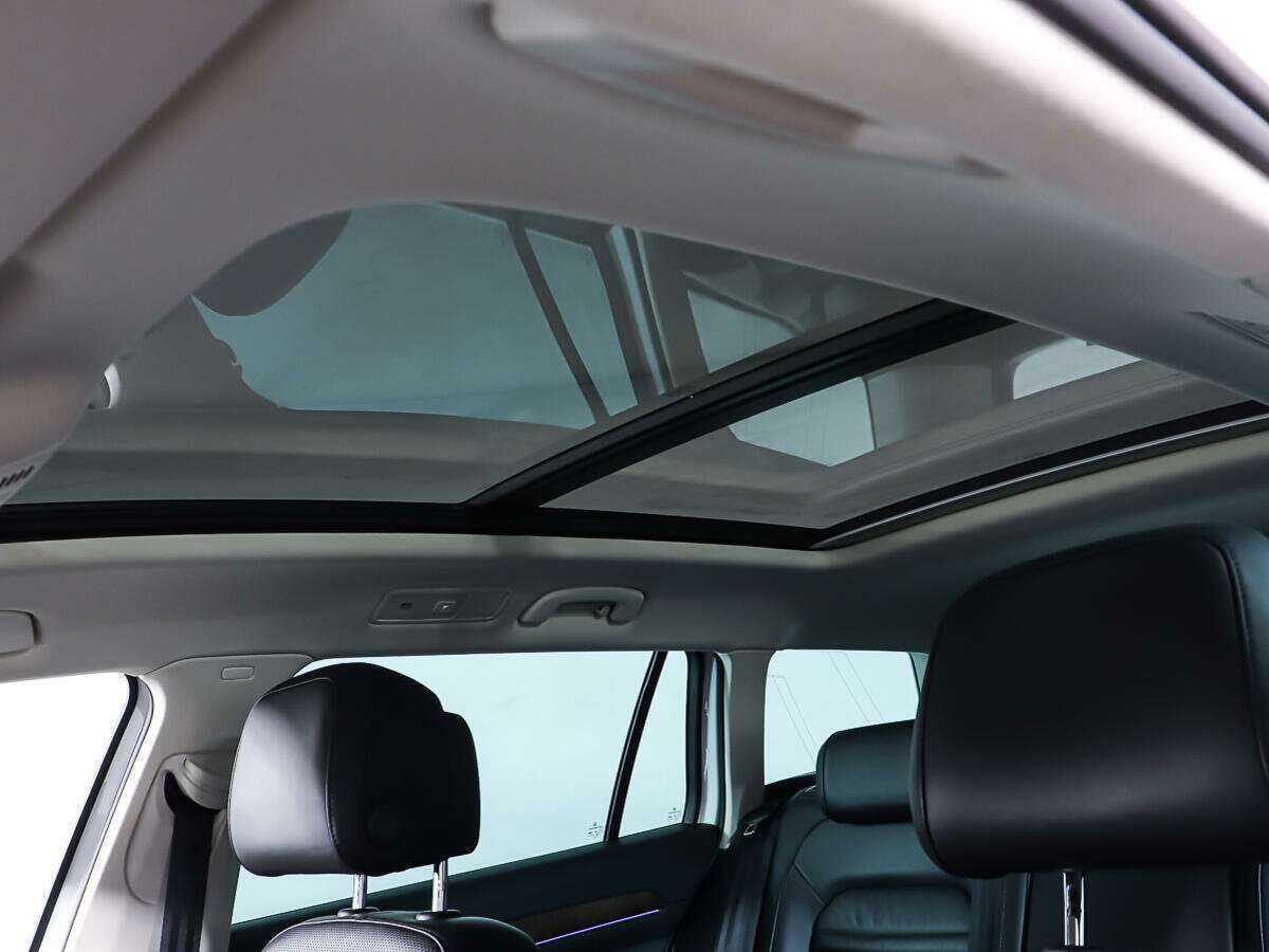 Купить Volkswagen Passat с пробегом. Фото: #15