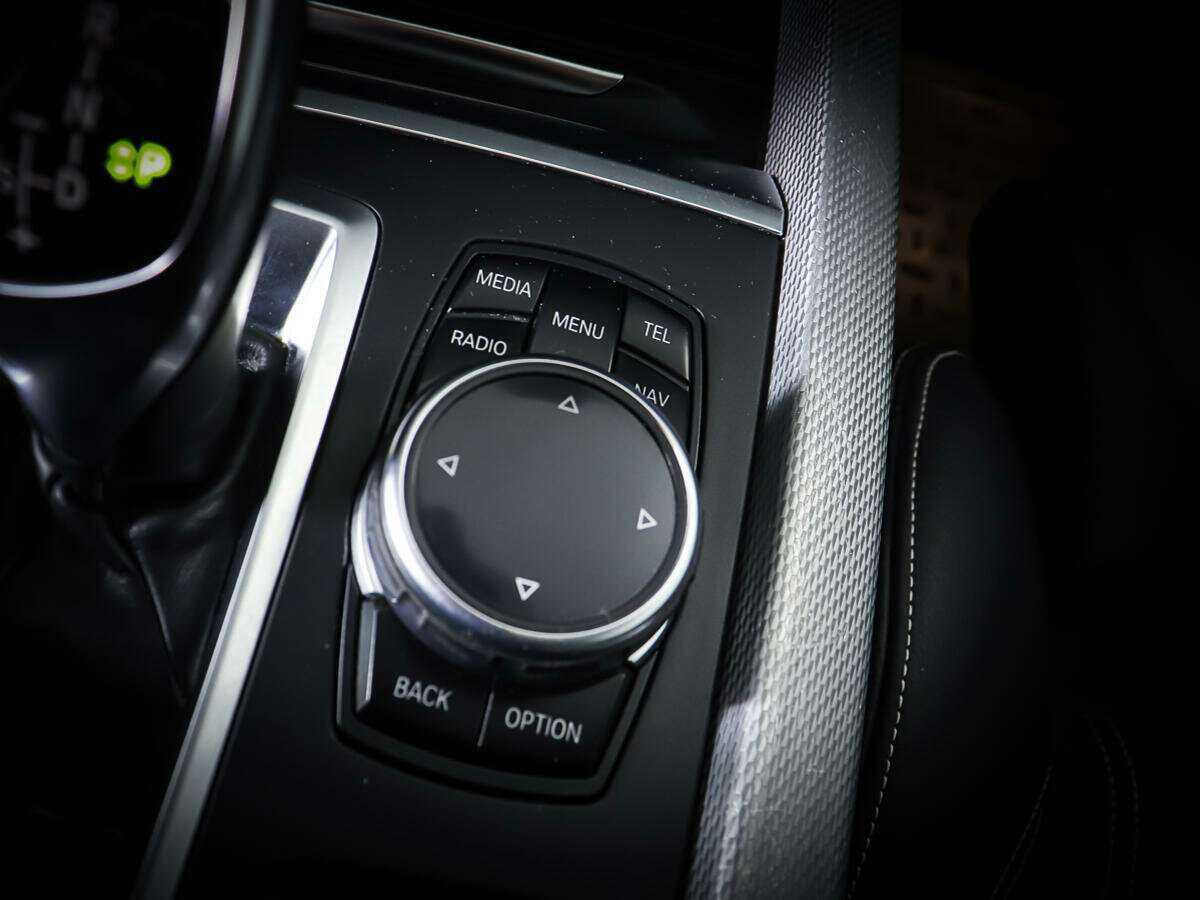 Купить BMW X5 с пробегом. Фото: #18