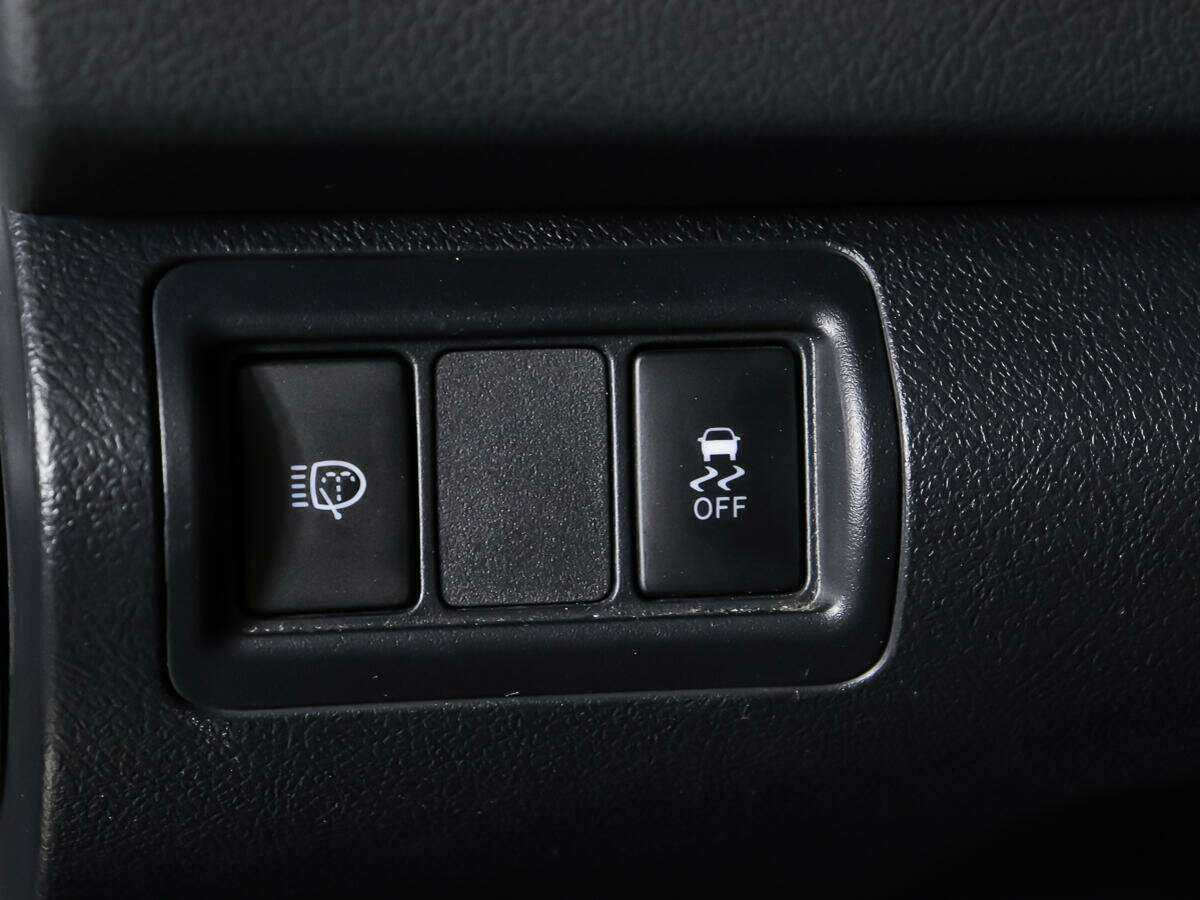 Купить Toyota Camry с пробегом. Фото: #18