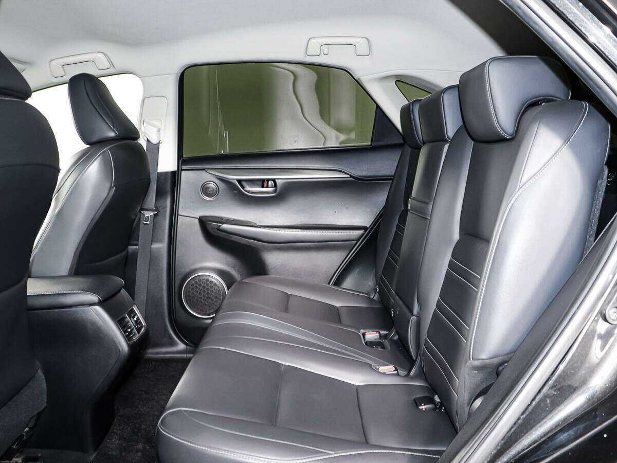 Купить Lexus NX с пробегом. Фото: #9
