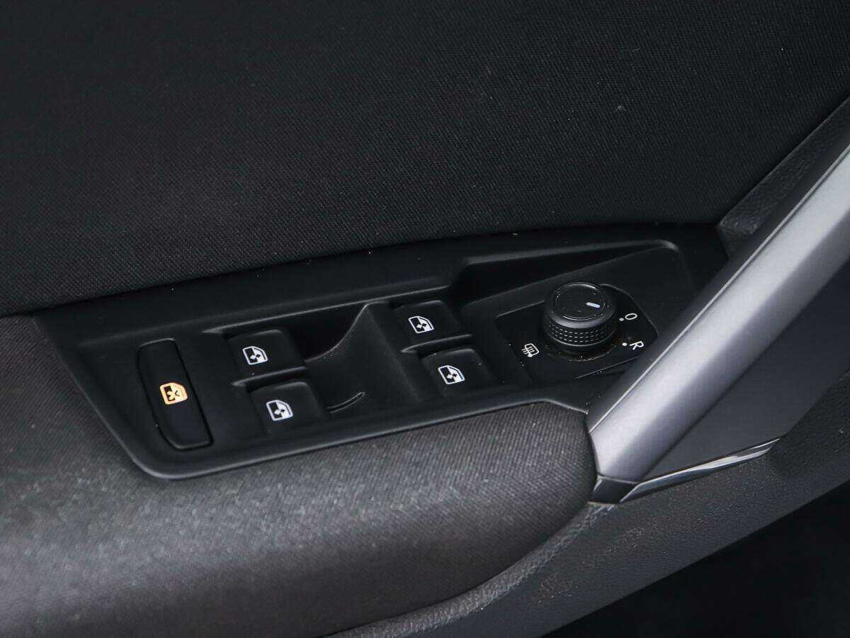 Купить Volkswagen Tiguan с пробегом. Фото: #14