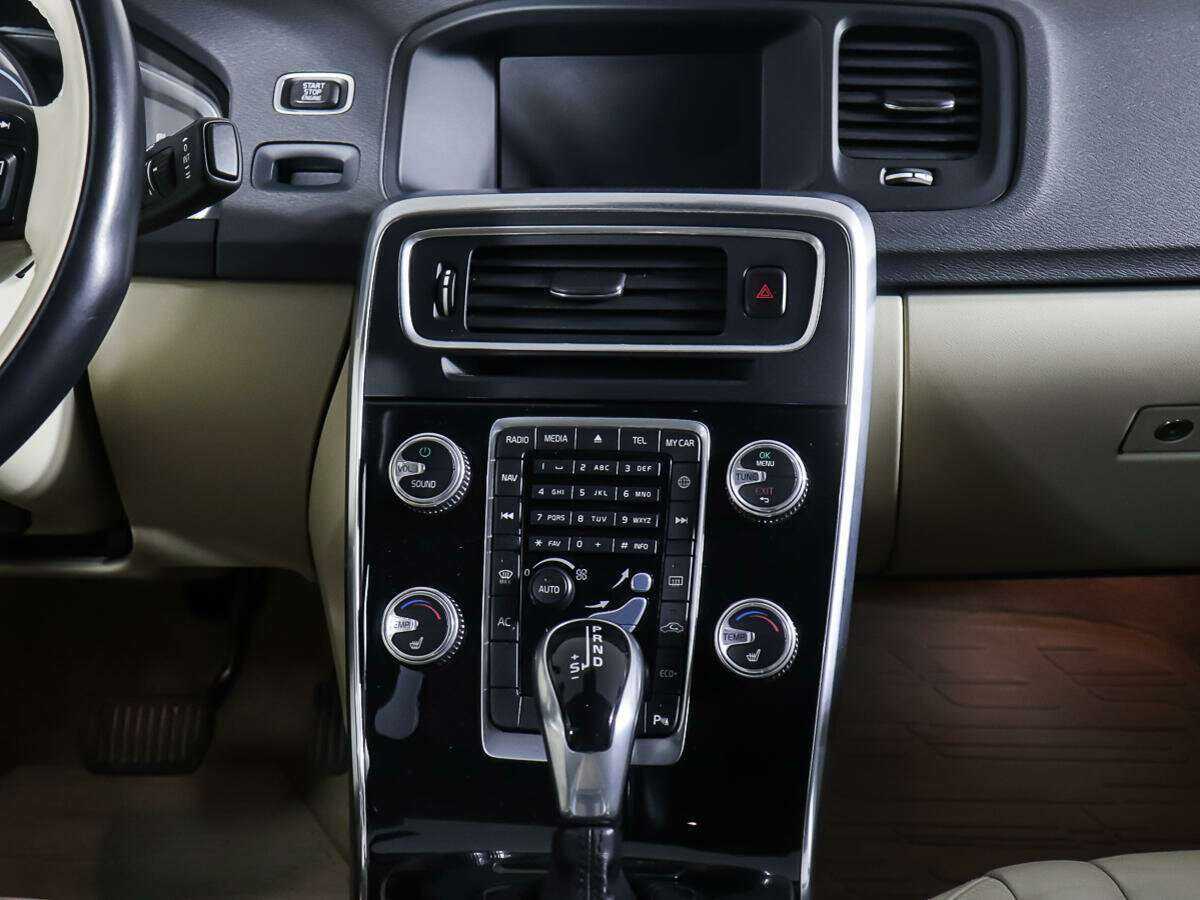 Купить Volvo S60 с пробегом. Фото: #11