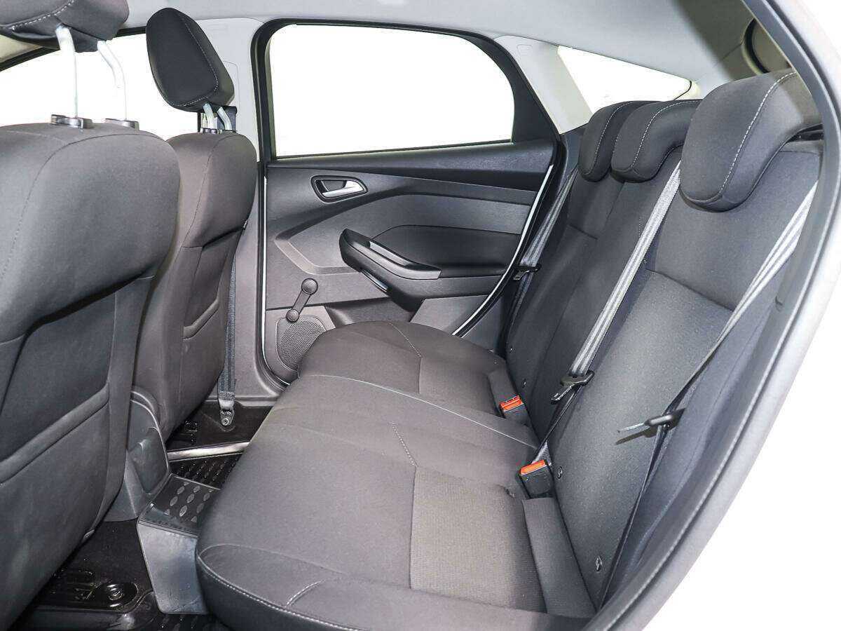 Купить Ford Focus с пробегом. Фото: #7