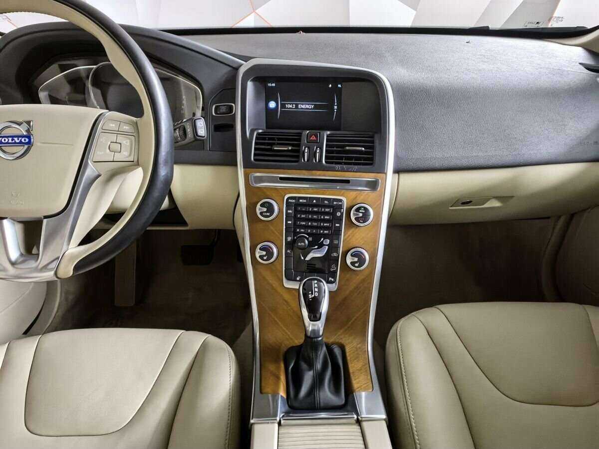 Купить Volvo XC60 с пробегом. Фото: #11