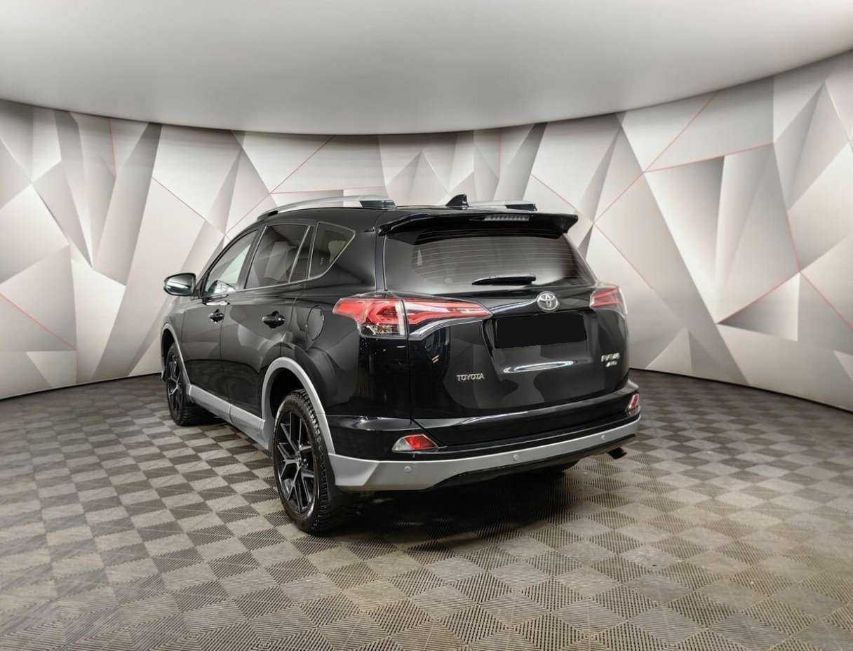 Купить Toyota RAV4 с пробегом. Фото: #3