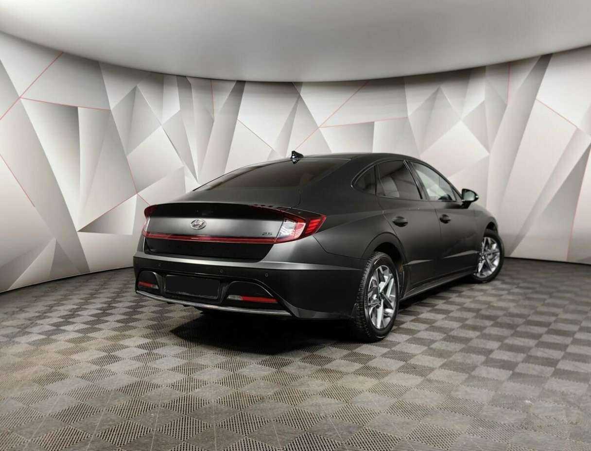 Купить Hyundai Sonata с пробегом. Фото: #1