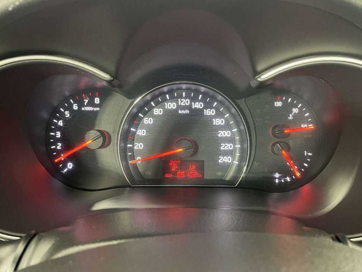 Купить Kia Sorento с пробегом. Фото: #10