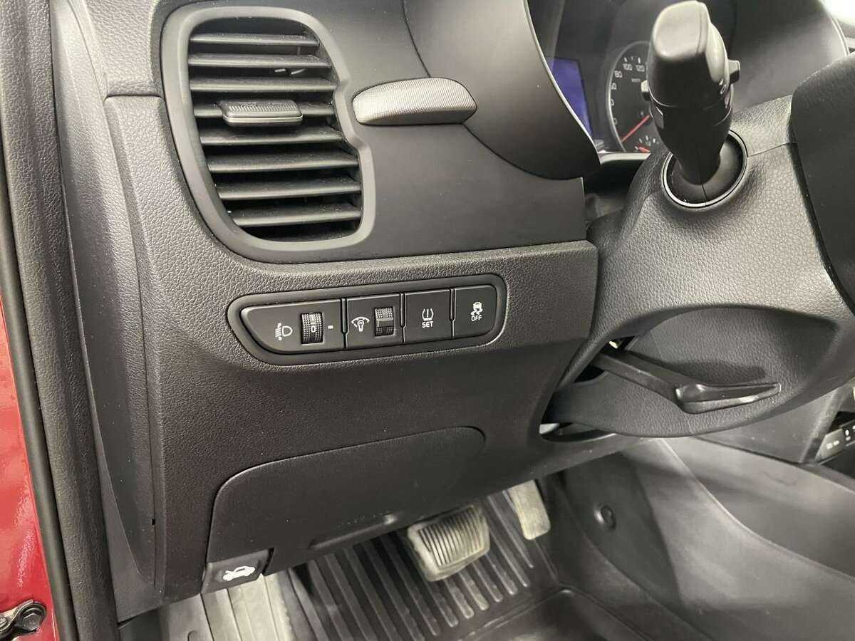 Купить Kia Rio с пробегом. Фото: #8