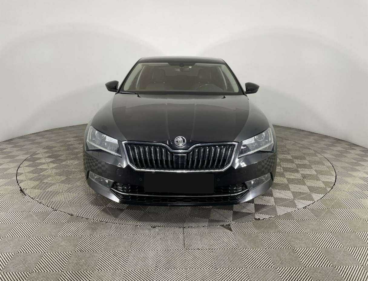 Купить Skoda Superb с пробегом. Фото: #1