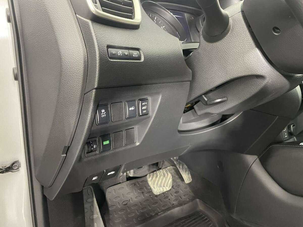 Купить Nissan X-Trail с пробегом. Фото: #8