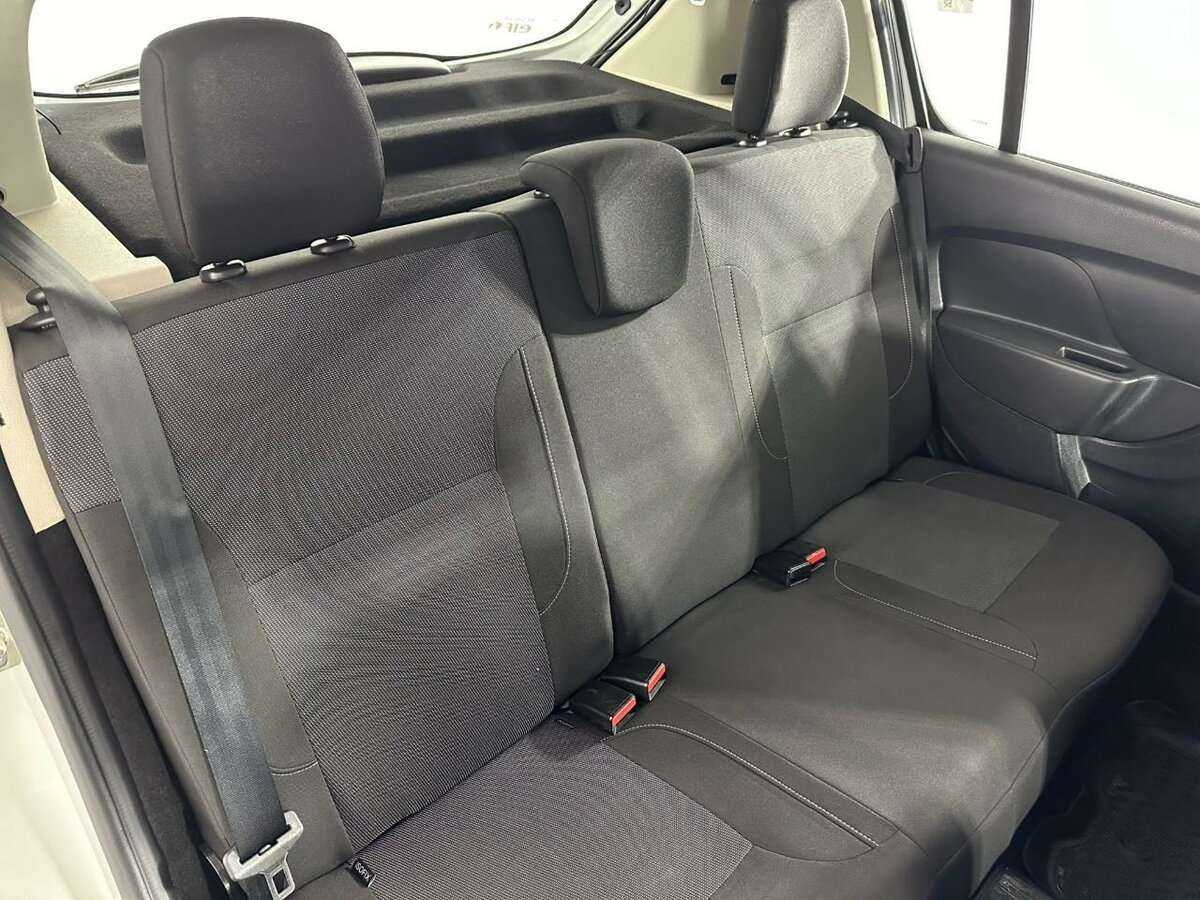 Купить Renault Sandero с пробегом. Фото: #13