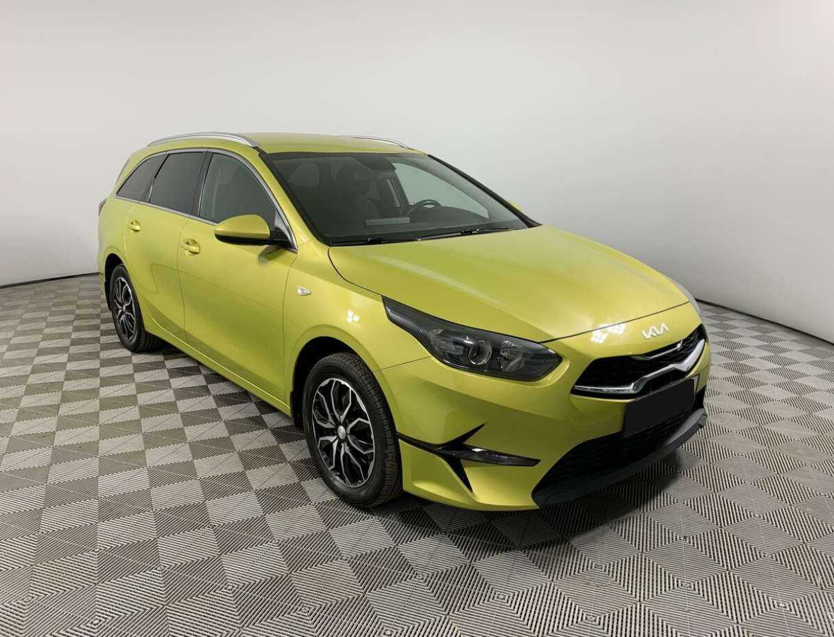 Купить Kia Ceed с пробегом. Фото: #2