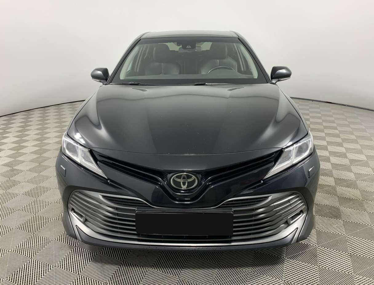 Купить Toyota Camry с пробегом. Фото: #1