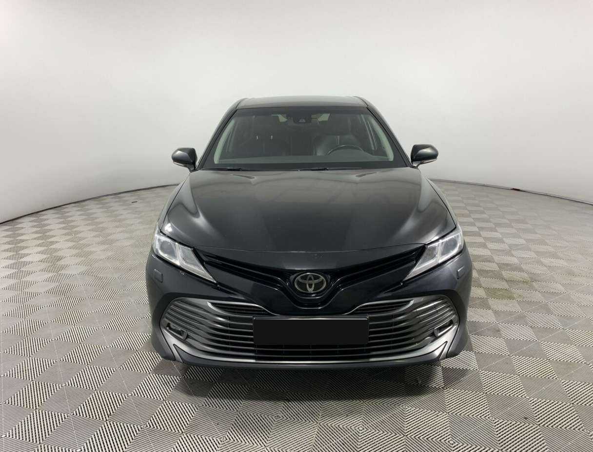 Купить Toyota Camry с пробегом. Фото: #1